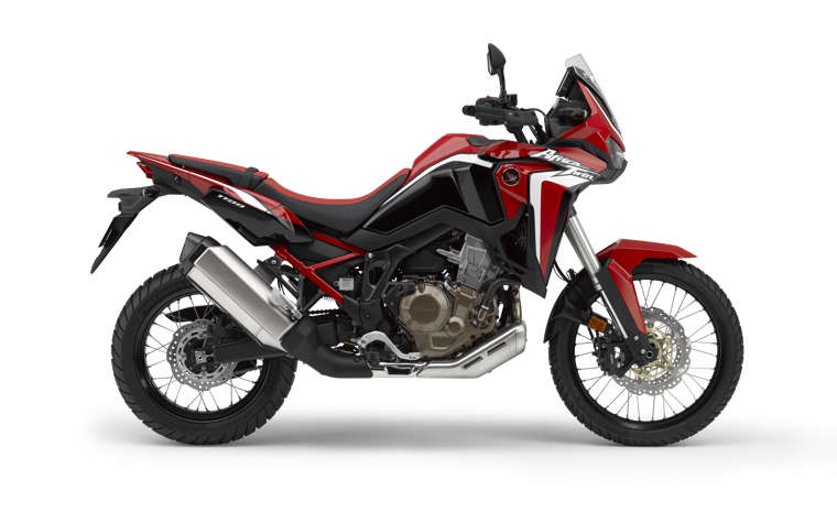 Štúdiový záver sprava na model Honda Africa Twin