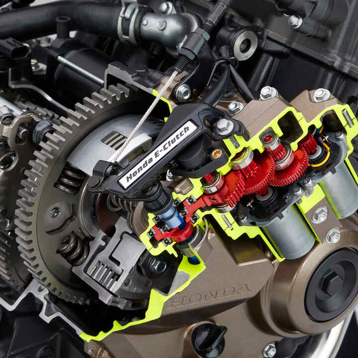 Snímka z 2. videa o technológii Honda E-Clutch