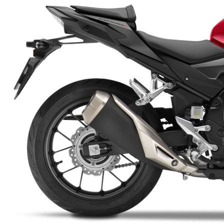 CB500F, priblížený pohľad na zadné koleso