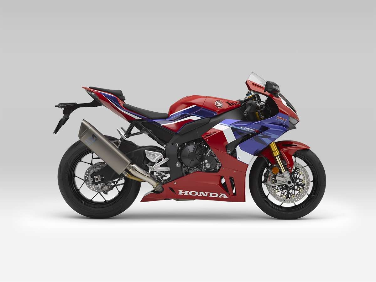 Honda CBR1000RR-R SP Fireblade, štúdiový záber z ľavej strany