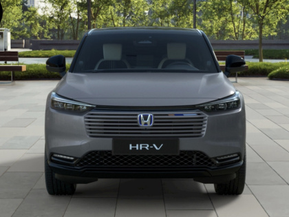 NOVINKA! HR-V 2025, 1.5 e:HEV Advance Style PLUS - s panoramatickou strechou