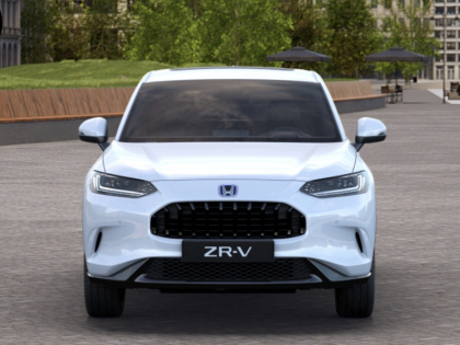 Ihneď k odberu: ZR-V 2.0 i-MMD e:HEV, e-CVT. Advance. Diamont Dust Pearl.