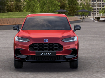 MIMORIADNA ZĽAVA!!! HONDA ZR-V 2.0 e:HEV i-MMD, Sport. Ihneď k odberu.